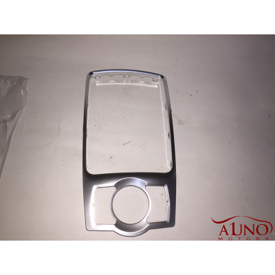 palanca Audi Q7 1